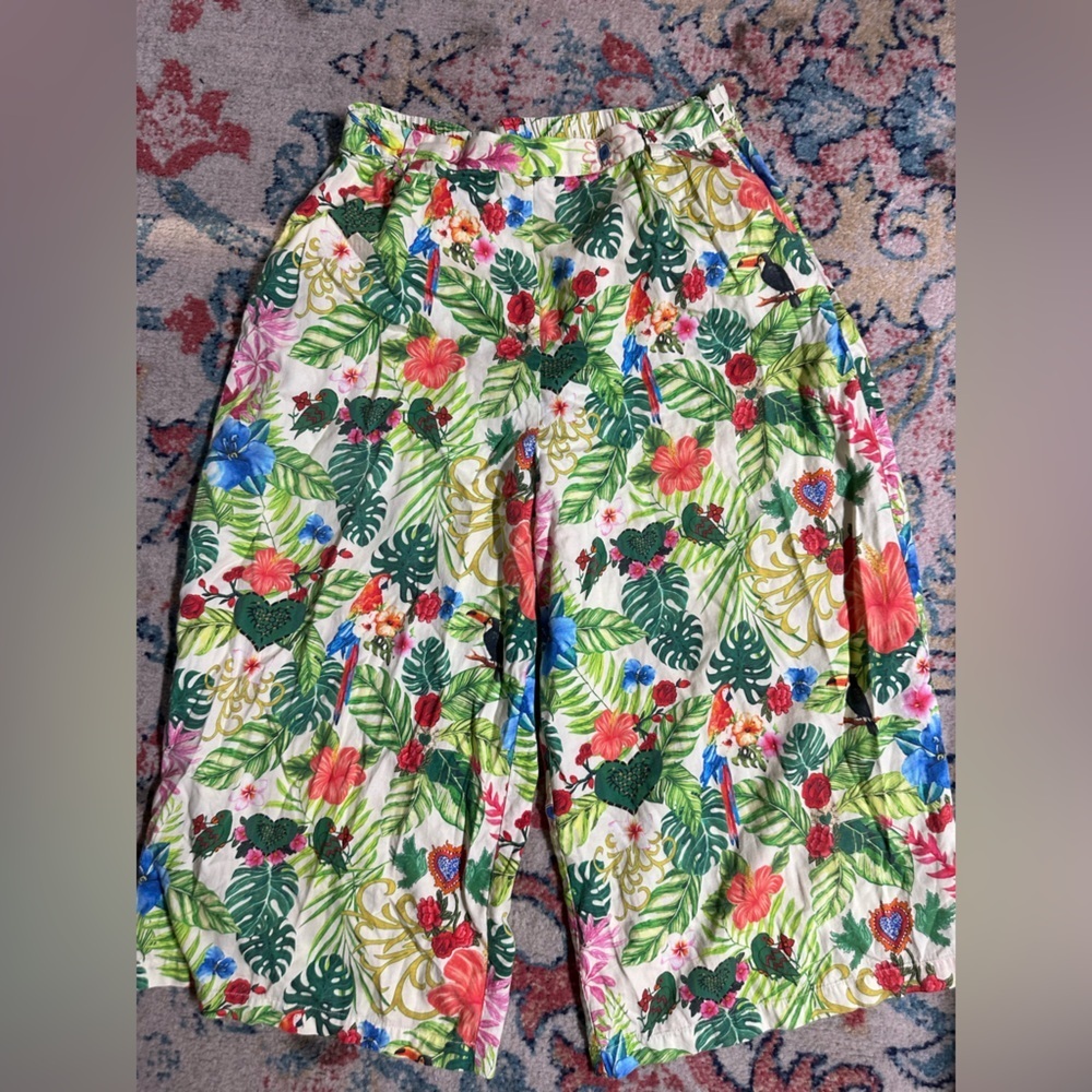 Miguelina Zendaya Floral Pants size medium - Picture 8 of 8